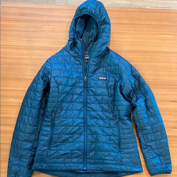 Patagonia Women's Blue Jacket - Large - Picture 1 of 5
